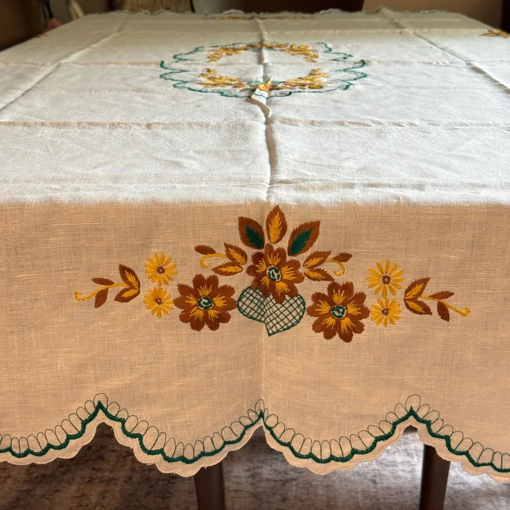 Vintage USSR Belarus Embroidered Tablecloth NOS Soviet Folk Linen 89x54 Tag